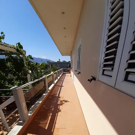 아파트 Collaku Apartment's Vlorë