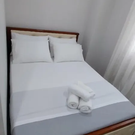 Collaku Apartment's