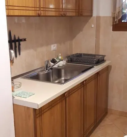 Collaku Apartment's